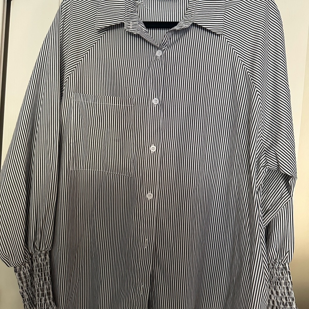 Classic Black and White Striped women’s top